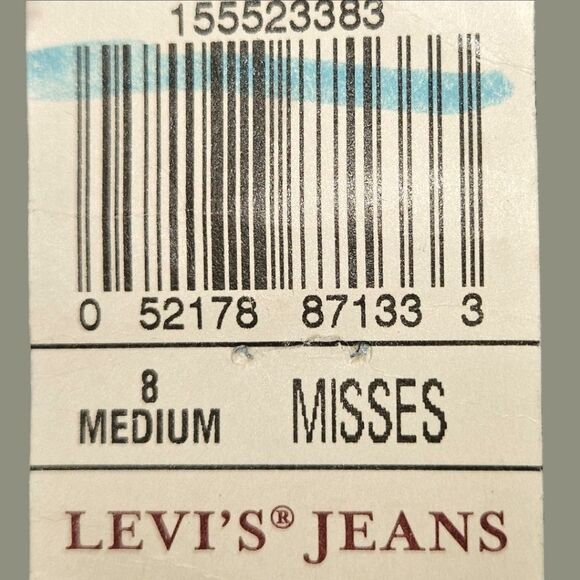NEW LEVIS Relaxed Fit Boot Cut 550 Misses Levi's Jeans Size 8 - Picture 16 of 16